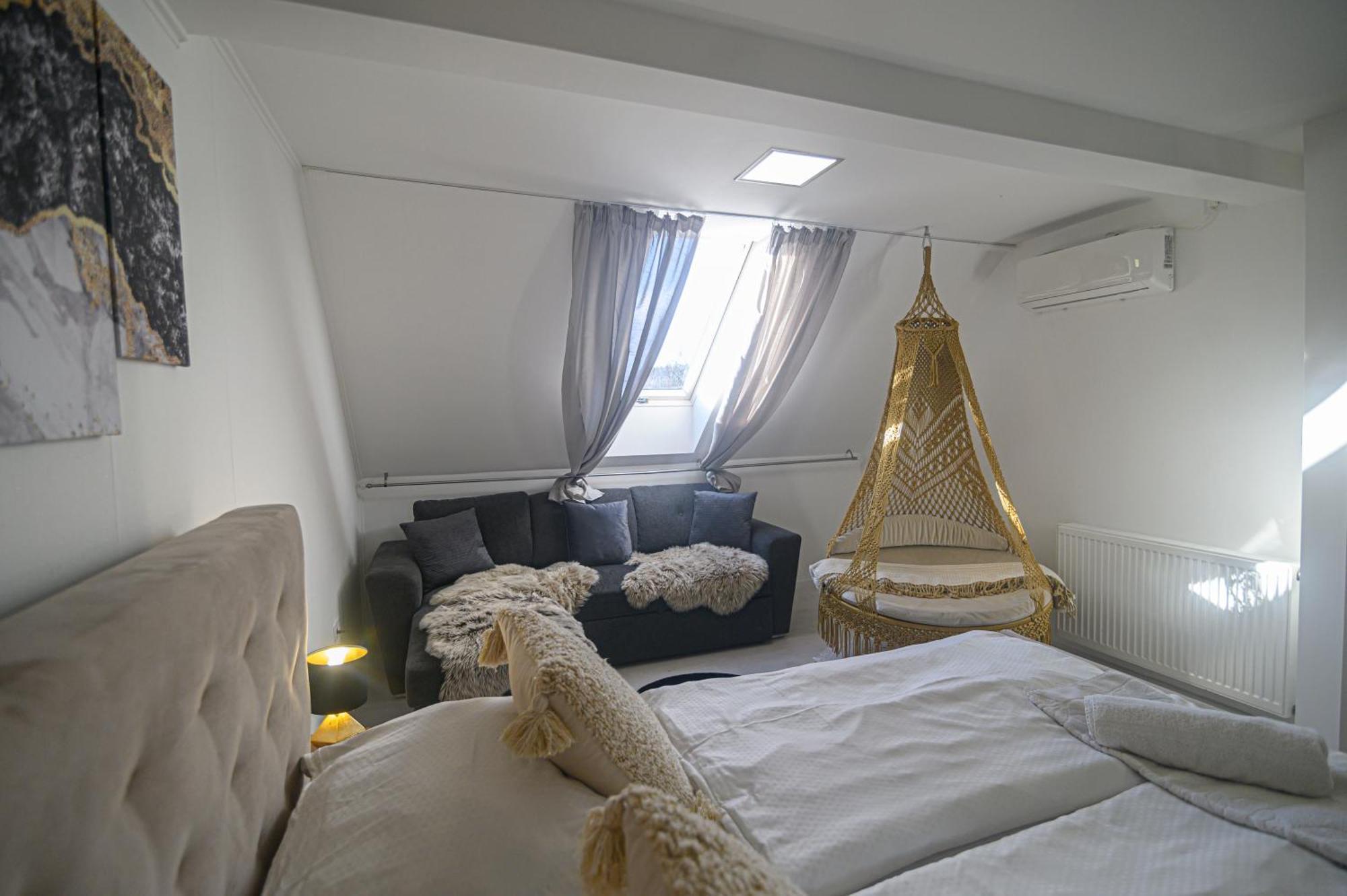 Sweet Life Wellness Apartments Эгерсалок Экстерьер фото