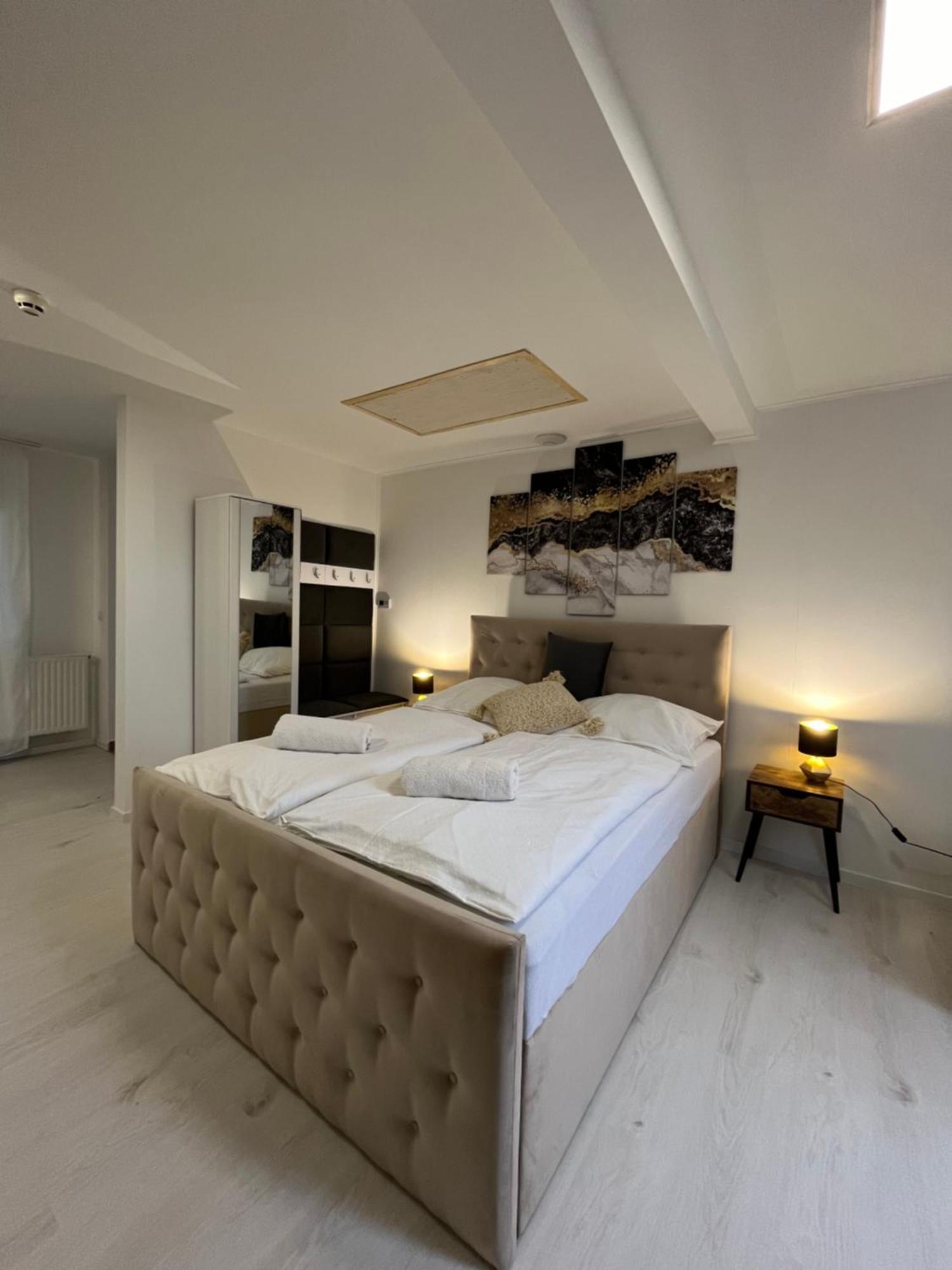 Sweet Life Wellness Apartments Эгерсалок Экстерьер фото
